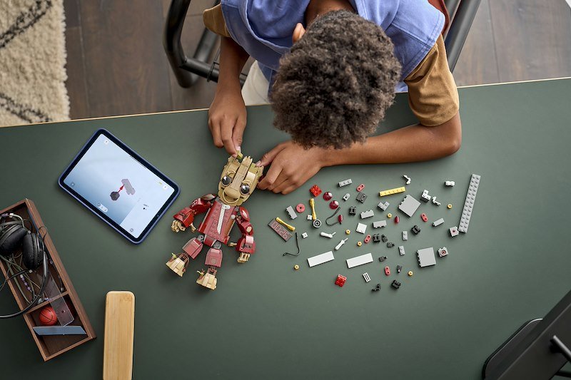 Lego Groot in tuta da Ravager 76341