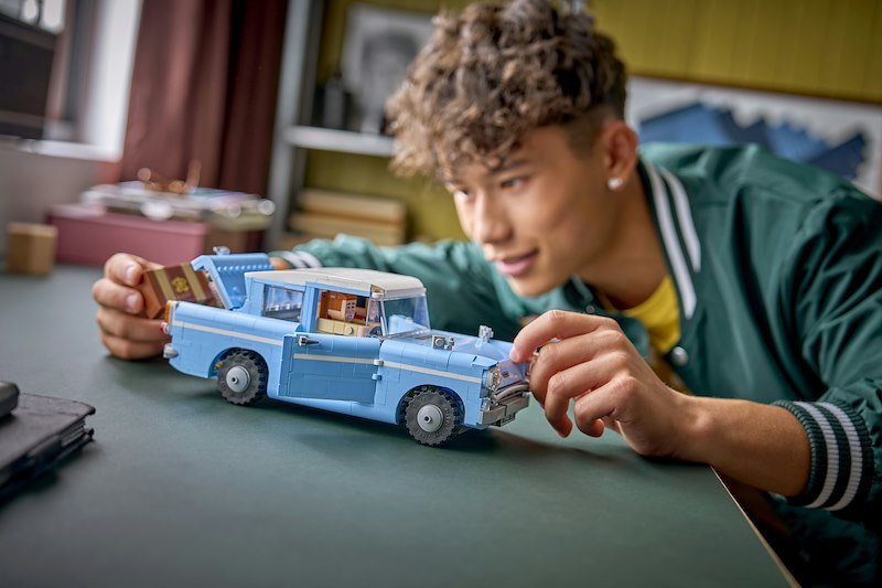 Lego® Ford Anglia™ volante incantata 76470