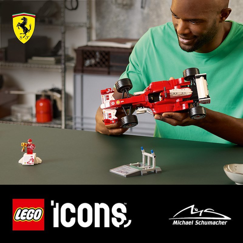 Lego® Icons Ferrari F72004 e Michael Schumacher  11375