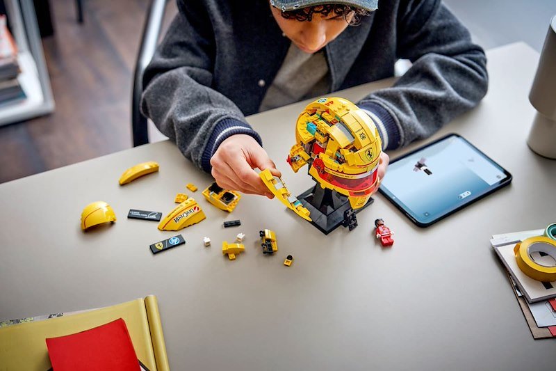 Lego Casco di Lewis Hamilton Scuderia Ferrari HP 43022