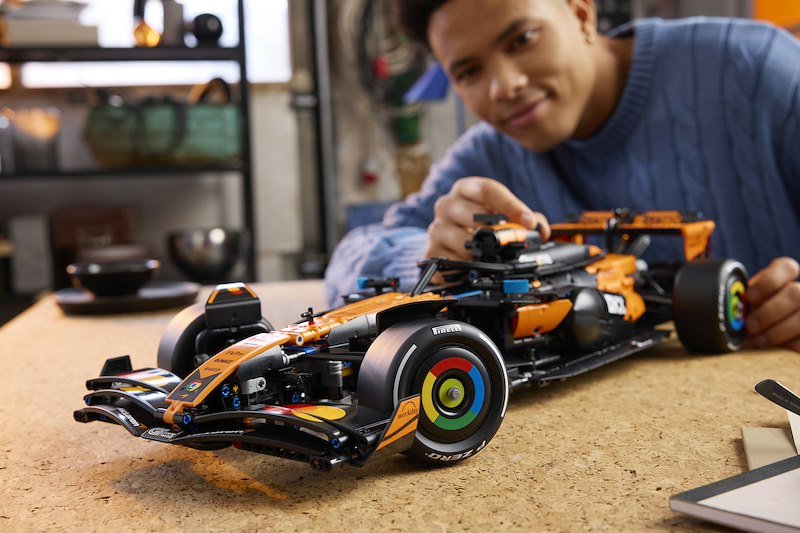 Lego® Technic Auto McLaren MCL39 F1® 42228