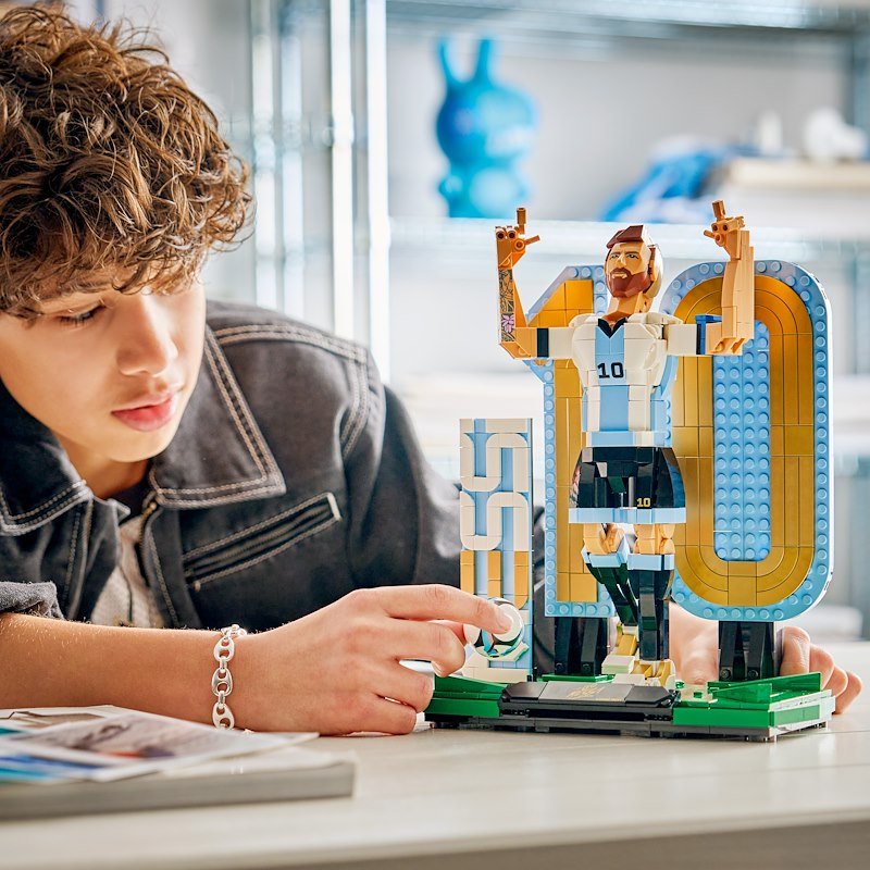 Lego Lionel Messi – Leggenda del calcio 43015