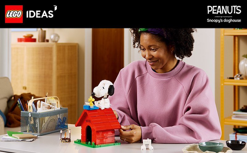 Lego® Peanuts: la cuccia di Snoopy 21368