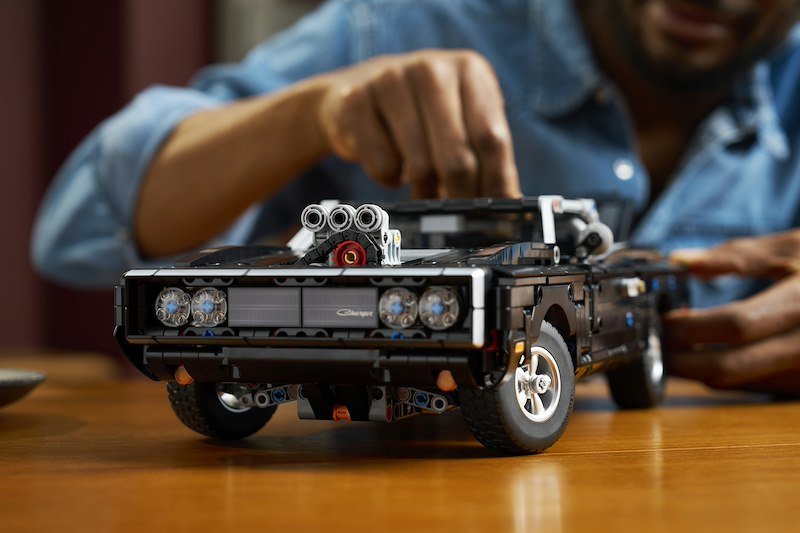 Lego® Technic Auto Dodge Charger R/T Fast and Furious 42231