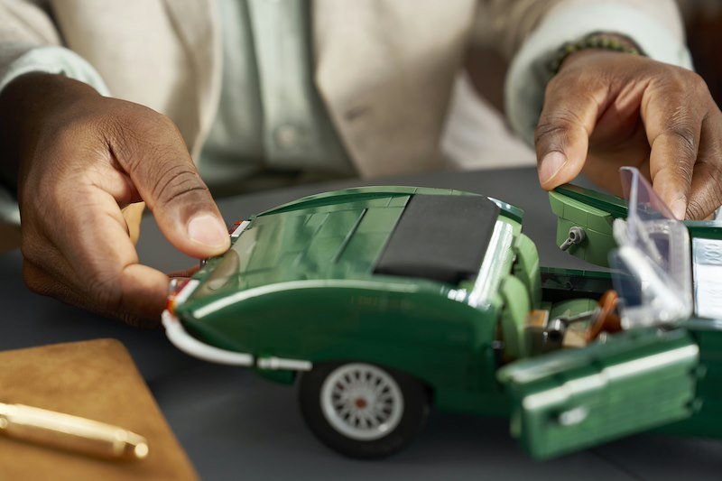 Lego® Icons Jaguar E-Type 11381