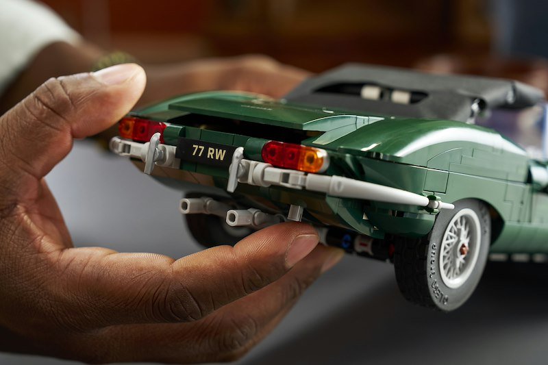 Lego® Icons Jaguar E-Type 11381
