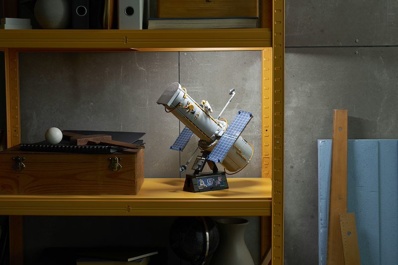 Lego® Icons Telescopio spaziale Hubble 11382