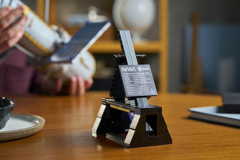 Lego® Icons Telescopio spaziale Hubble 11382