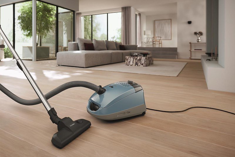 Miele Aspirapolvere a Traino Guard S1 Blu Nordico