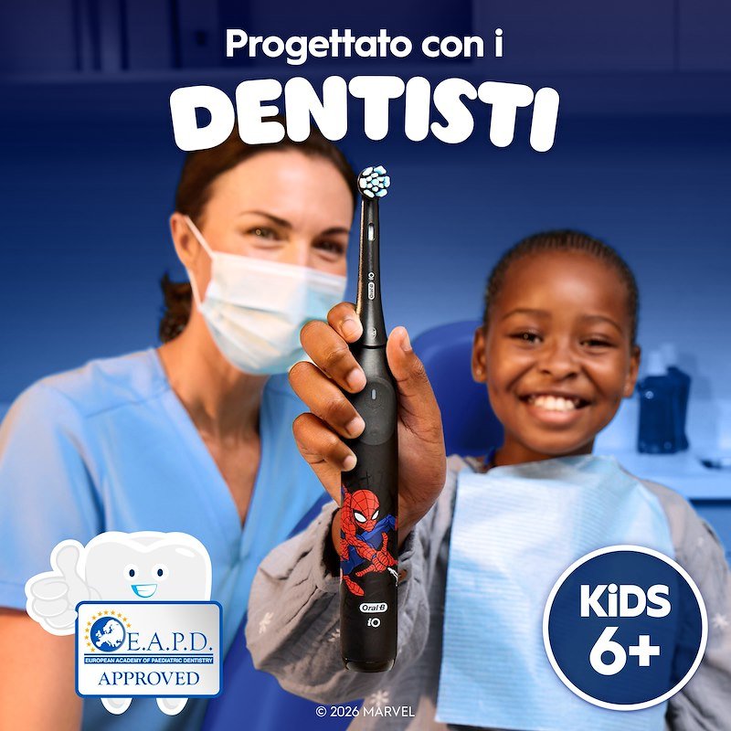 Oral B spazzolino elettrico Io2 Spiderman Con Travel Case