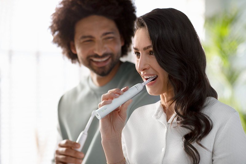 Philips Spazzolino Elettrico Sonicare Series 3100 Hx3673/13 Bianco