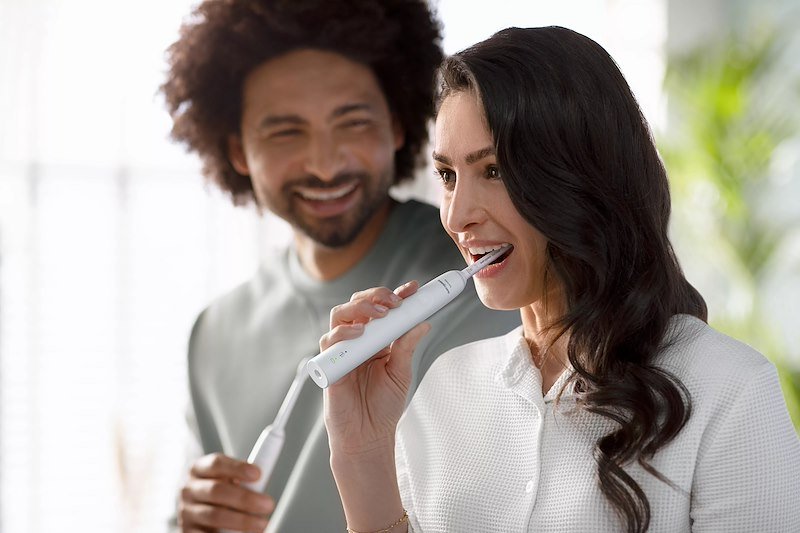 Philips Spazzolino Elettrico Sonicare Series 3100 Hx3673/13 Bianco