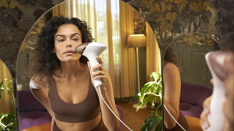 Philips Lumea Prestige BRI945/00 epilatore a luce pulsata