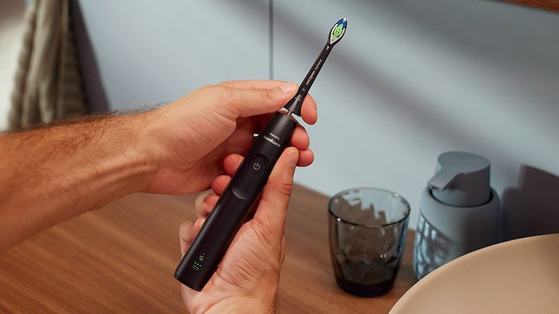 Philips Spazzolino Elettrico Sonicare 5300 HX7101/02 Nero