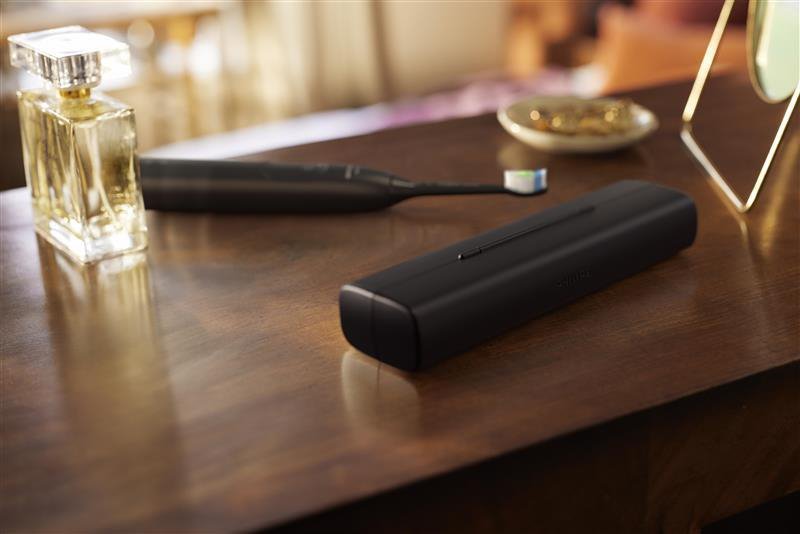 Philips Spazzolino Elettrico Sonicare 5300 HX7101/02 Nero