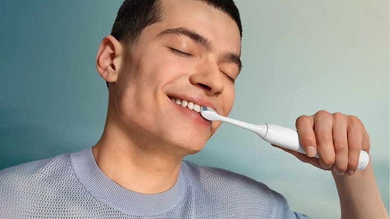 Philips Spazzolino Elettrico Sonicare serie 4100 Hx4042/41 Bianco