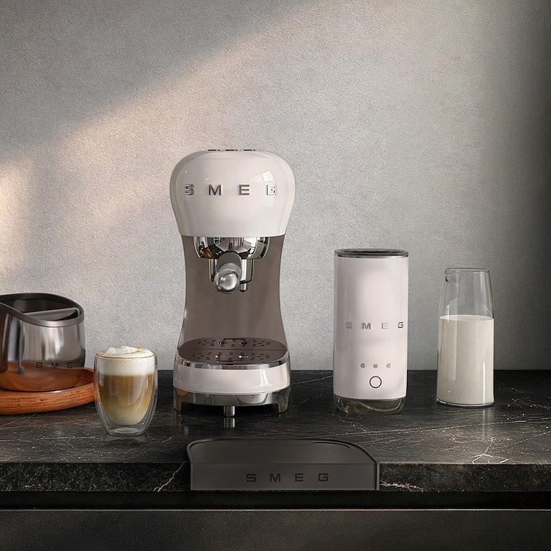 Smeg Macchina del caffè Ecf12wheu