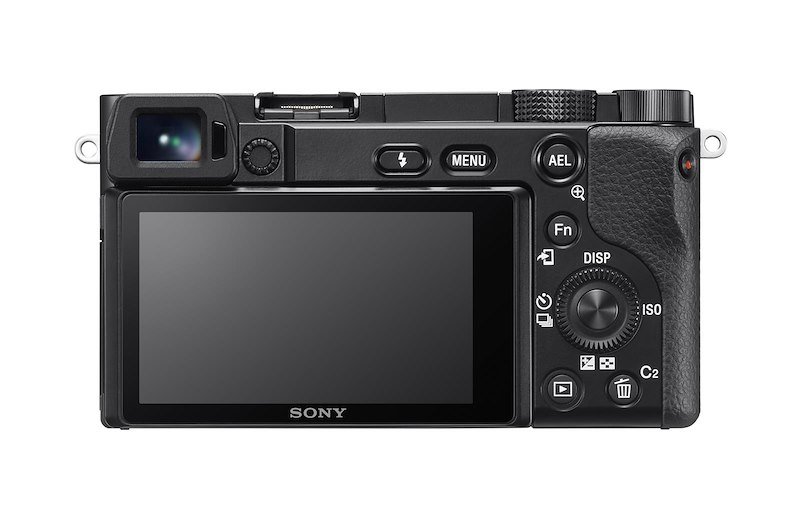 Sony Fotocamera mirrorless ALPHA 6100 + obiettivo Power Zoom 16-50 mm ILCE-6100AKB