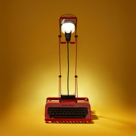 Artemide - Sintesi Rosso Lampada da Tavolo