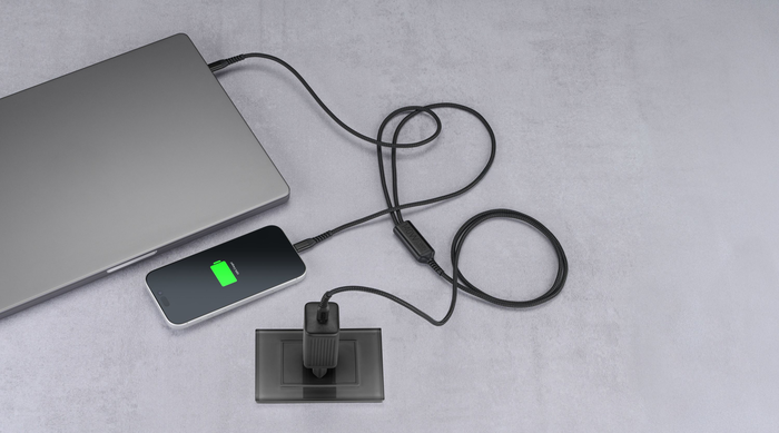 Cellularline Cavo di ricarica doppio da USB-C a USB-C