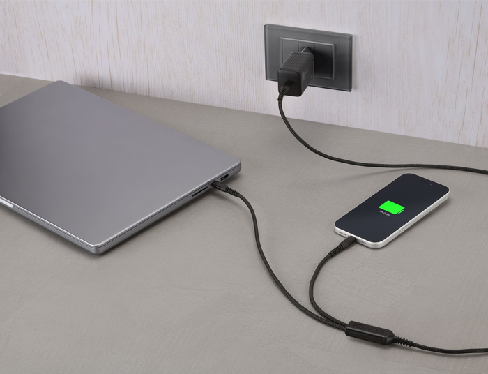 Cellularline Cavo di ricarica doppio da USB-C a USB-C