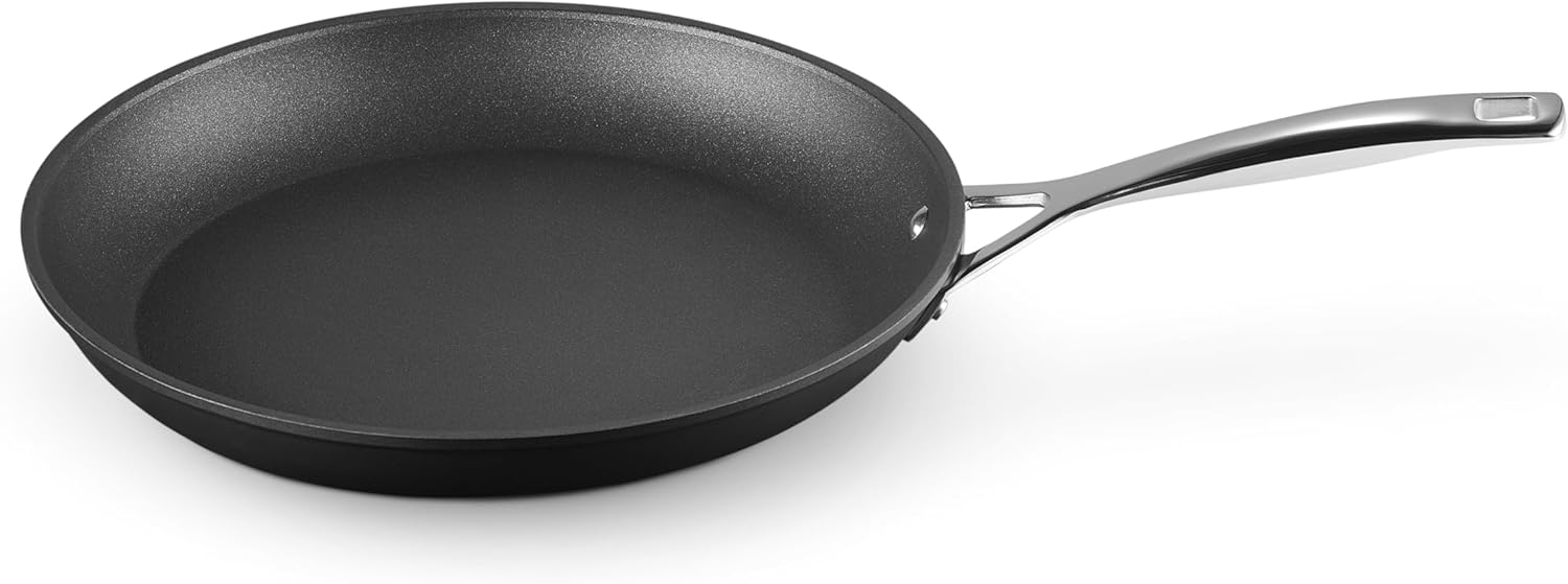 Le Creuset Padella bassa manico lungo in alluminio antiaderente 30CM