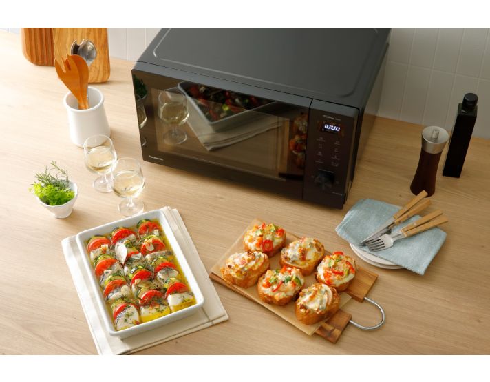 Panasonic Microonde 29L con Grill Nn-ct56rbepg Nero