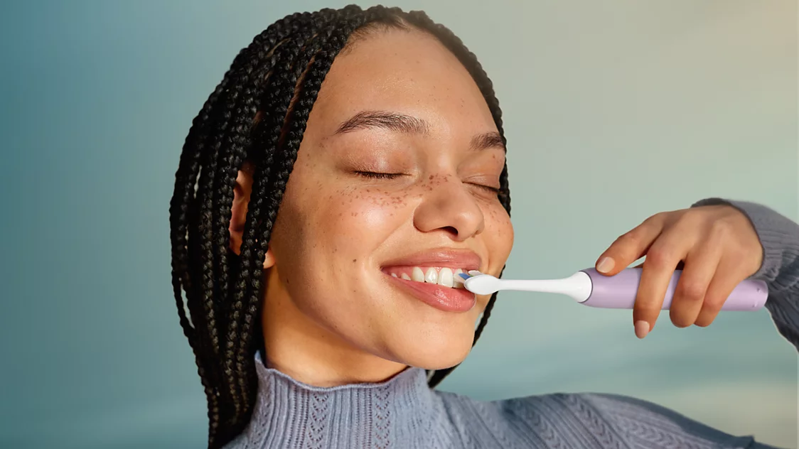 Philips Spazzolino Elettrico Sonicare serie 3100 HX4033/27 Viola