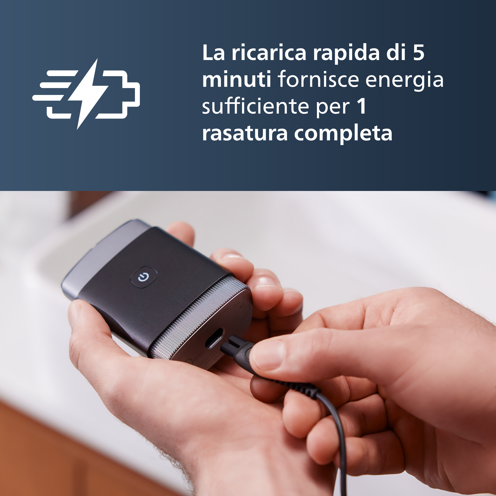 Philips Rasoio elettrico compatto Pq888/06 Nero